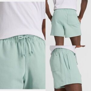 New Balance Men's Athletics French Terry Short, 5" Inseam nwt